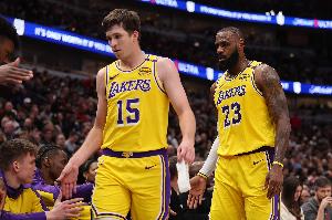 开拓者vs湖人 NBA比赛