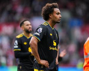 纽卡斯尔联 vs 狼队直播