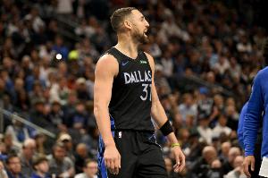 曼联队vs 伯恩利队直播