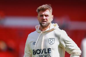 布莱顿队 vs伯恩利队