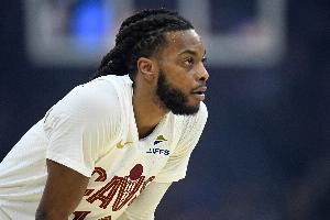 76人vs黄蜂 NBA比赛